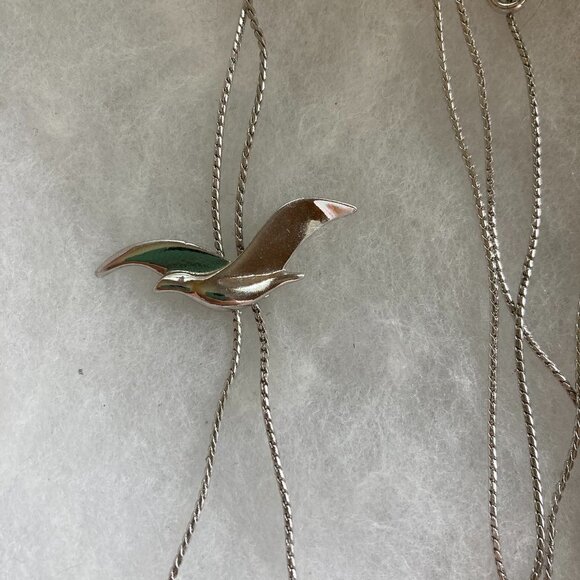Adorable Avon Bird in Flight Lariat necklace - Picture 1 of 4